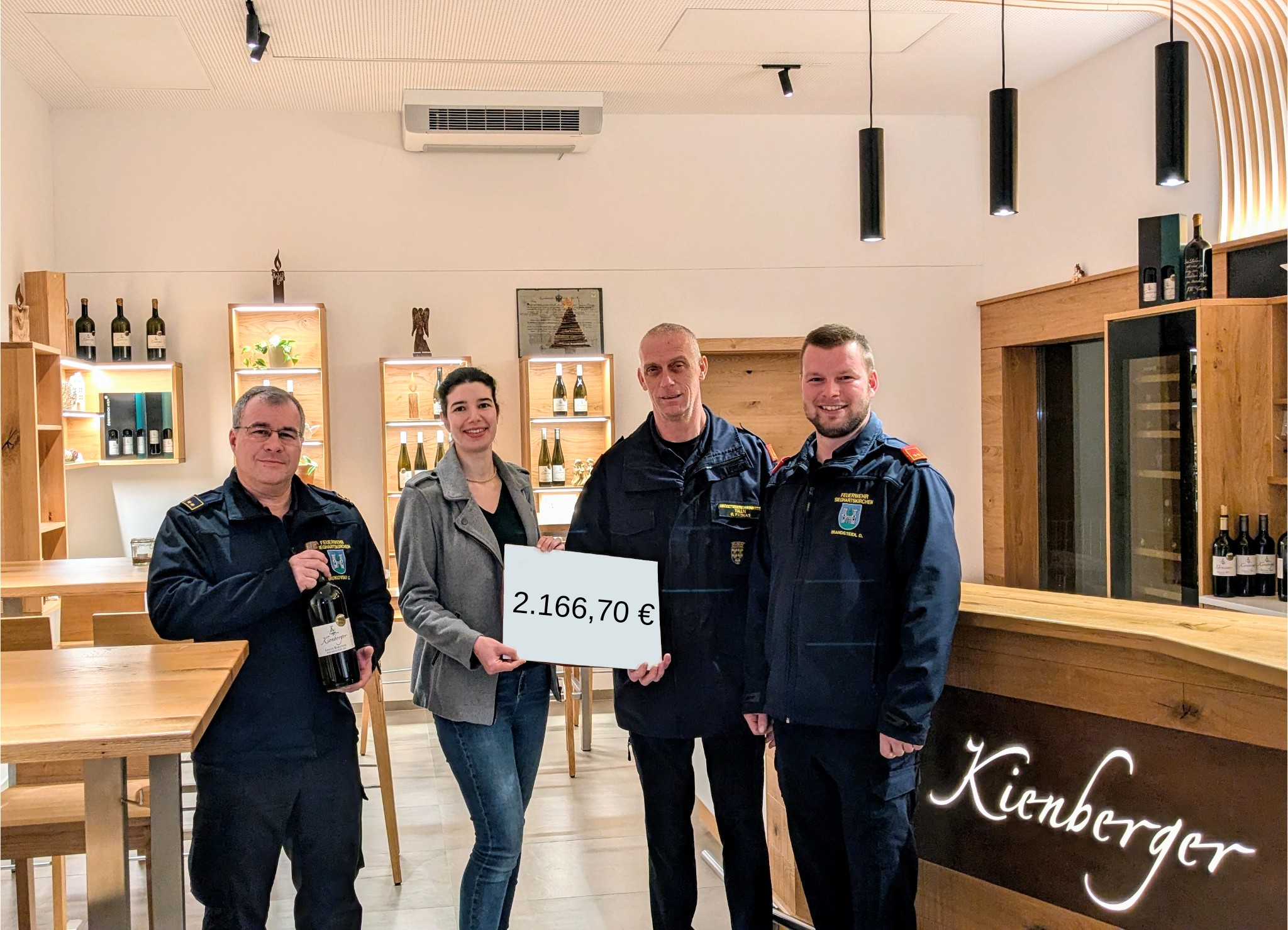 Übergabe von 2.166,70 €