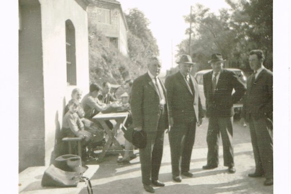 Heurigen im Weinkeller_Ende der 1960er
